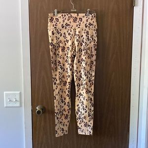 Fabletics animal print leggings m/8